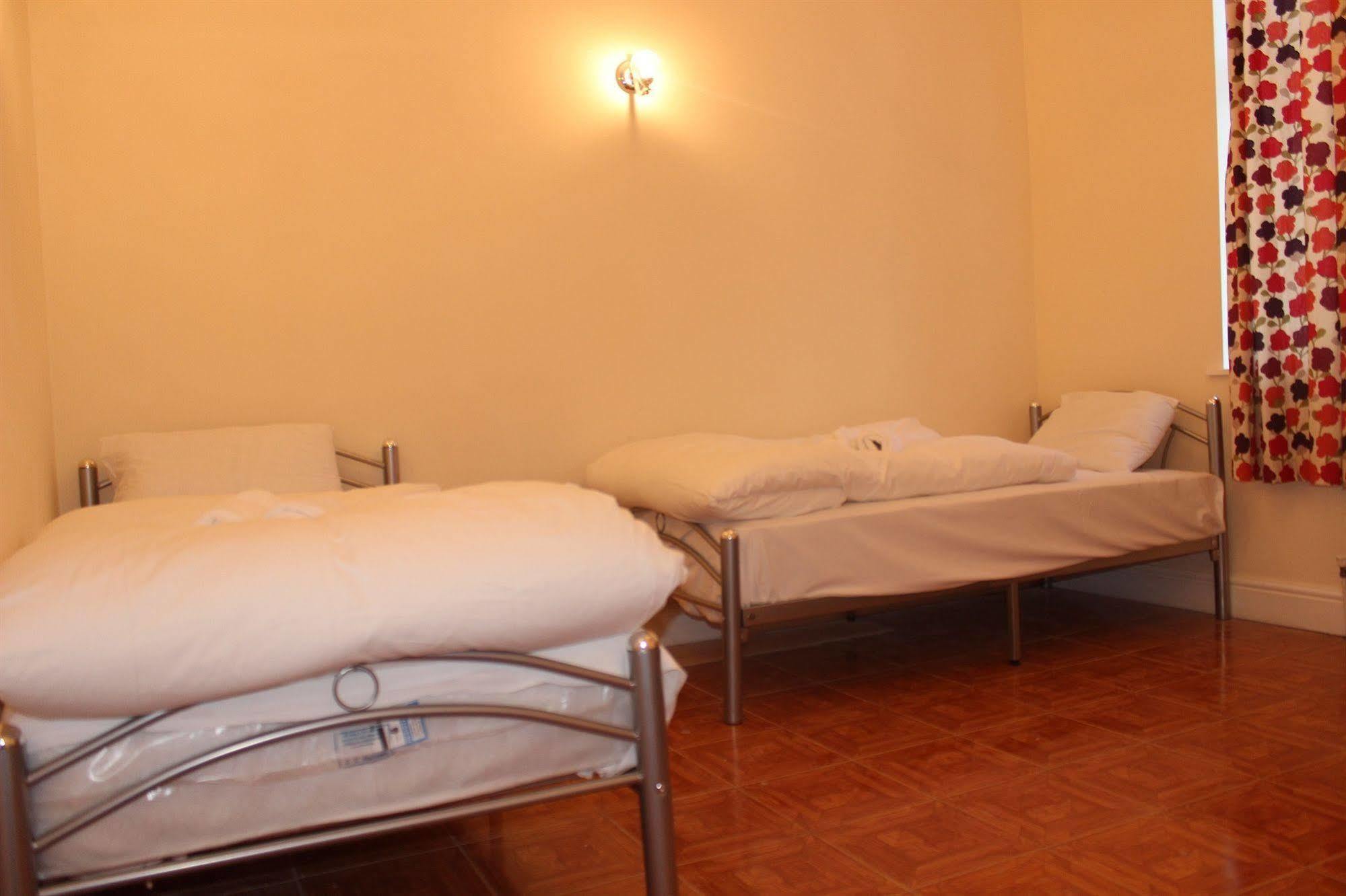Avenue Inn Ilford Zewnętrze zdjęcie